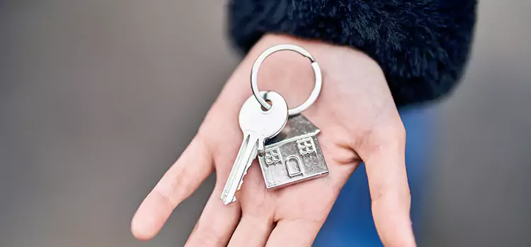 Trusted Broken Key Extraction Delson